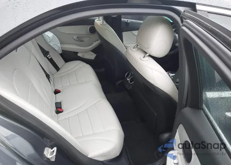 2016 Mercedes-Benz C 300 4Matic from USA, damaged, VIN 55SWF4KB9GU122266